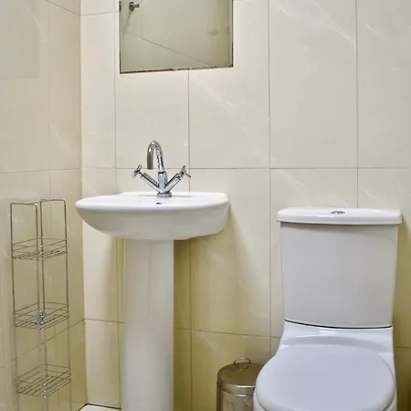 Spacious 3 Bedroom House In Ballsbridge